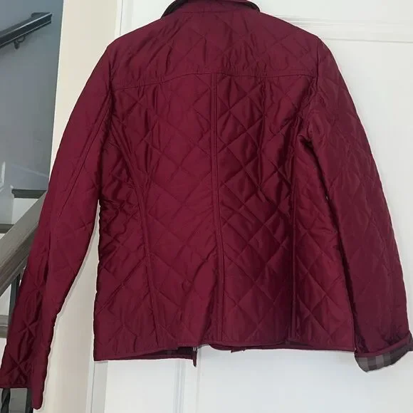 Women's Quilted Burgundy Burberry Jacket - Picture 5 of 5